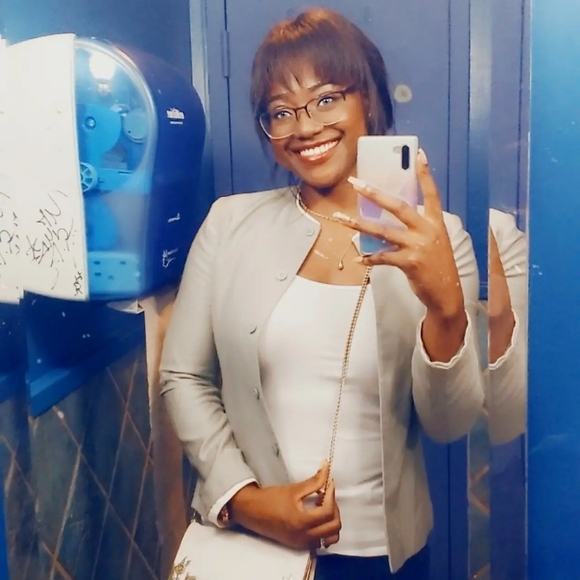 Meet your Posher, Chanaia - Picture 7 of 10